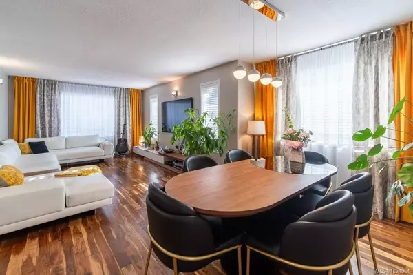 Duncan, BC V9L 2L9,749 Marchmont Rd