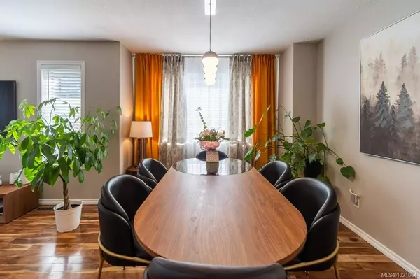 Duncan, BC V9L 2L9,749 Marchmont Rd