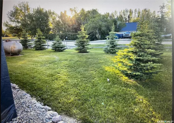 Flaxcombe, SK S0L 1E0,305 Main STREET