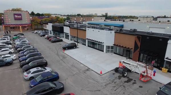 171 Speers RD #19, Oakville, ON L6K 3W8