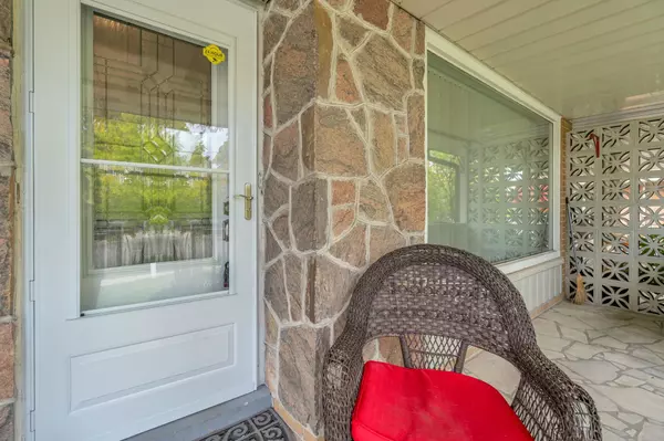 Toronto W08, ON M8Z 3C2,47 Graystone GDNS