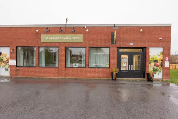 North Glengarry, ON K0C 1A0,215 Main ST N