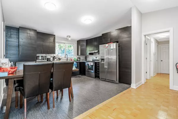 Meadowlands - Crestview And Area, ON K2G 3G6,42 Birchview RD