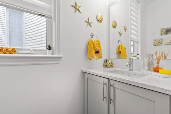 Blossom Park - Airport And Area, ON K4M 0P5,1010 Eider ST