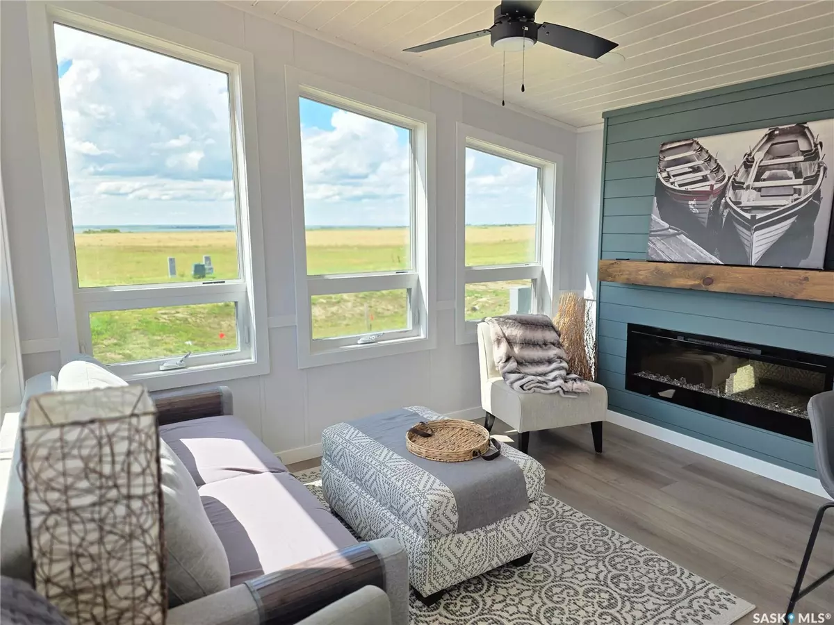 Diefenbaker Lake, SK S0H 1J0,113 Aspen ROAD