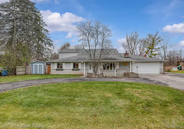 Commerce Twp, MI 48390,1933 Big Trail RD