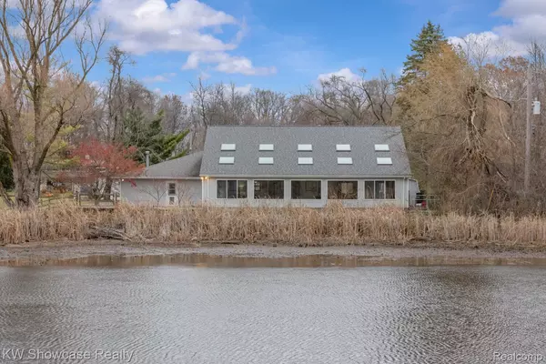 Commerce Twp, MI 48390,1933 Big Trail RD