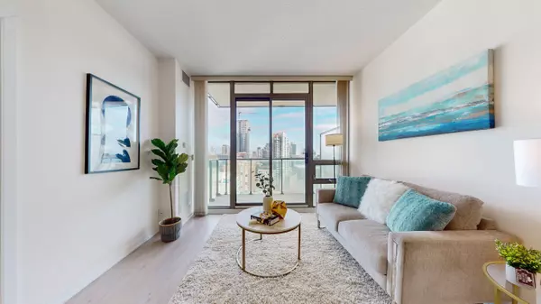 Toronto C08, ON M5C 3H8,33 Lombard ST #1807