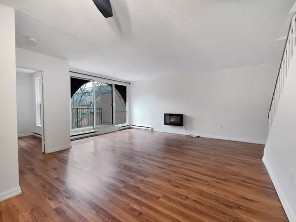 Brantford, ON N3R 6Y9,36 Hayhurst RD #363