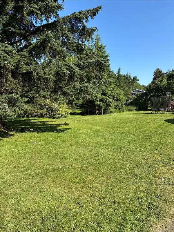 Comox, BC V9M 2P9,Lot 15 Docliddle Rd