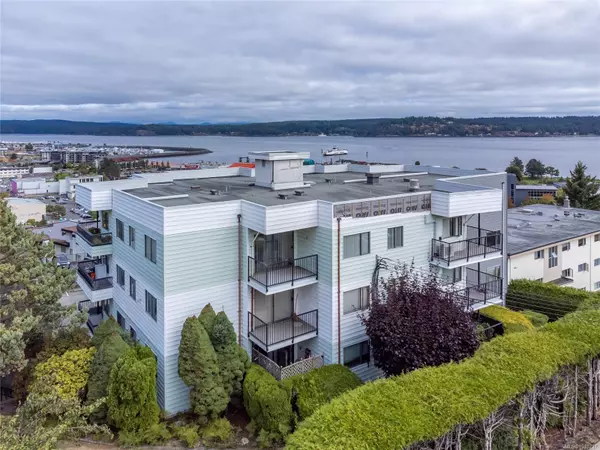 Campbell River, BC V9W 2W1,907 Cedar St #203