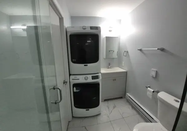 Toronto W04, ON M6B 3J8,749 Marlee AVE #4