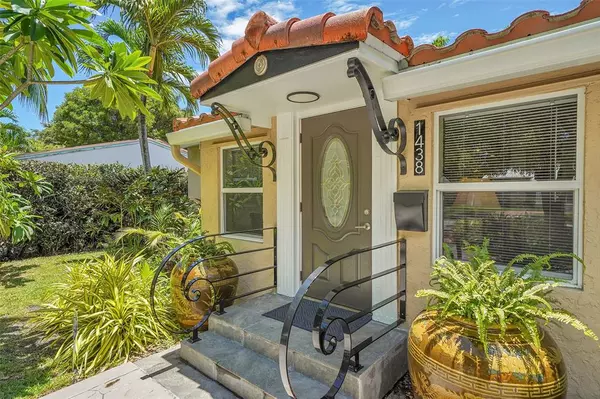 Hollywood, FL 33020,1438 Fletcher St