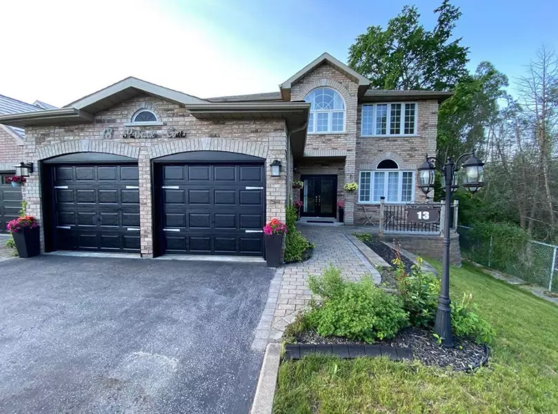 13 Purbrook CT, Barrie, ON L4N 5C5