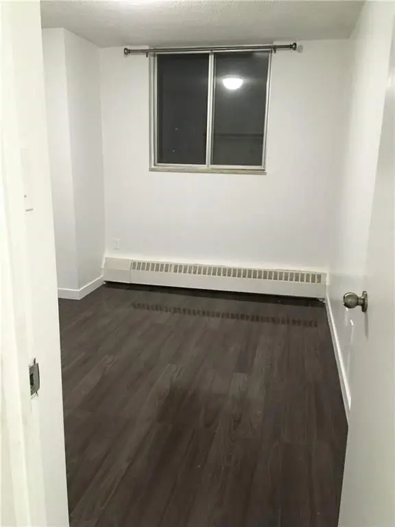 Toronto W04, ON M6B 3Y4,940 Caledonia RD #403