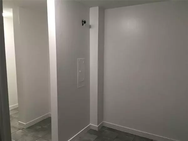 Toronto W04, ON M6B 3Y4,940 Caledonia RD #403