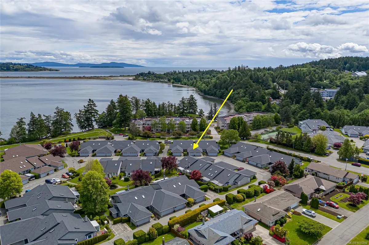Central Saanich, BC V8M 2C1,2600 Ferguson Rd #79