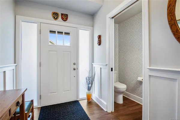 Langford, BC V9B 0R2,1194 Bombardier Cres