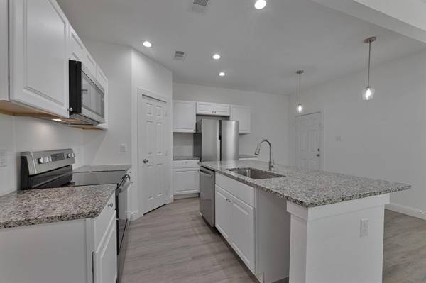 Dallas, TX 75224,840-842 Ryan Road #842