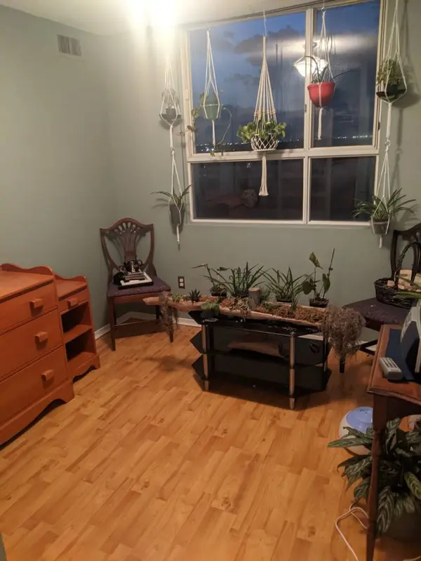 Toronto W05, ON M9M 3A1,3077 Weston RD #1708