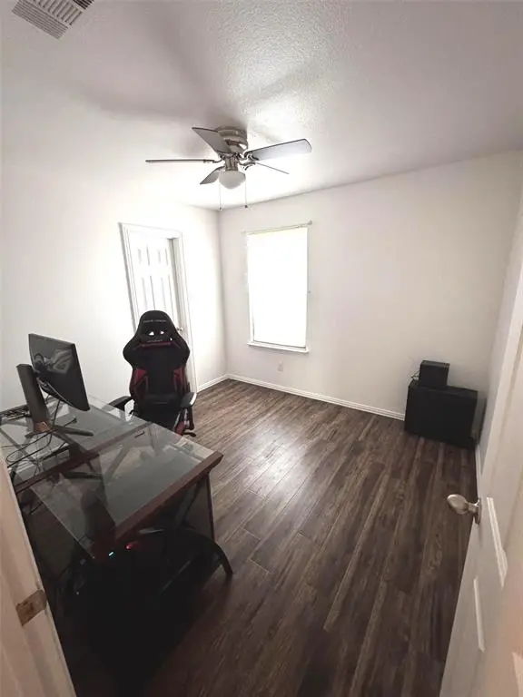 Dallas, TX 75237,2831 Painted Trail