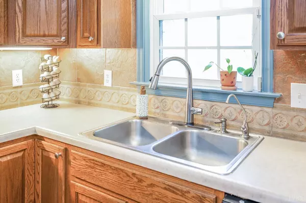 Big Island, VA 24526,2382 Waugh Switch RD