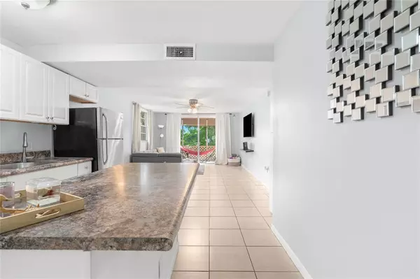 Plantation, FL 33313,1681 NW 70th Ave #302