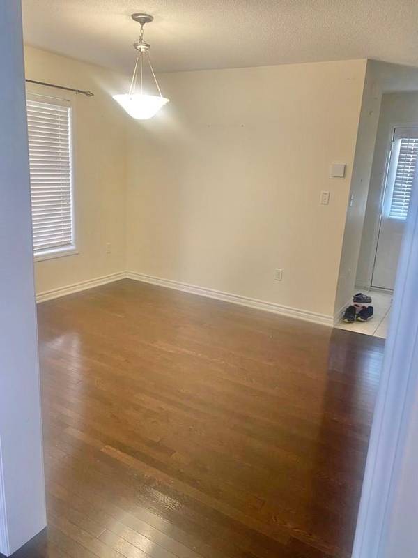 Brampton, ON L6P 3C2,39 Bloom DR