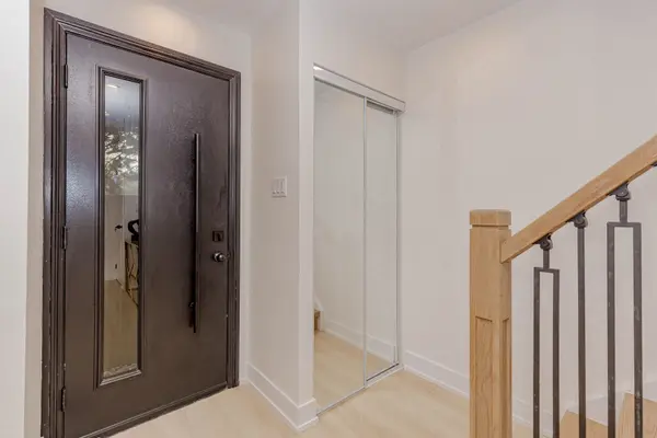 Brampton, ON L6S 1R8,1 Homeland CT