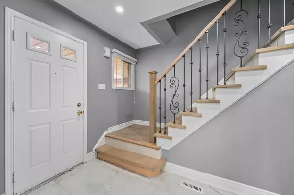 Brampton, ON L6V 2G4,62 Bramhall CIR