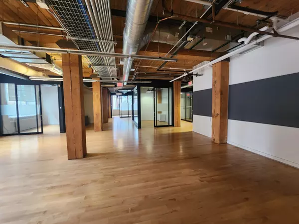 Toronto C01, ON M5V 1R5,345 Adelaide ST W #1st Floor