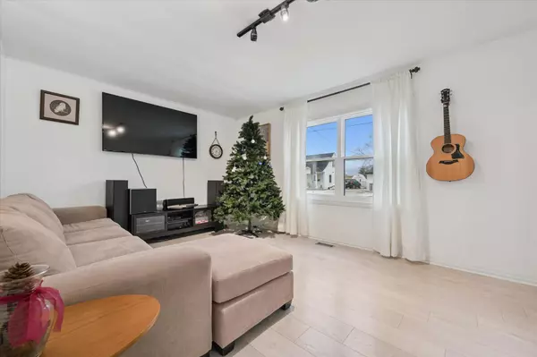 North Perth, ON N4W 2G4,429 Clayton ST