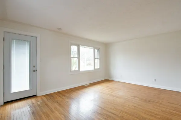 Aylmer, ON K5H 1Y8,32 Linden ST