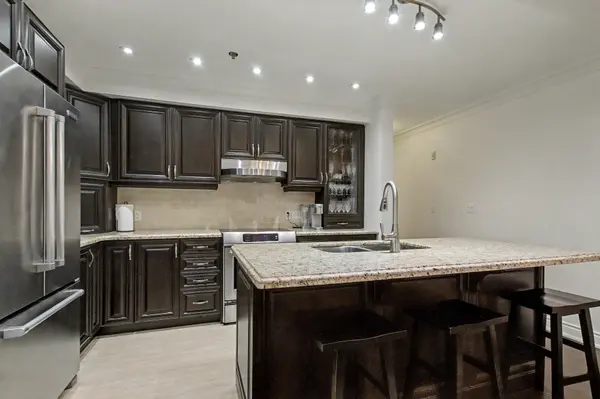 Guelph, ON N1L 1C8,1440 Gordon ST #318