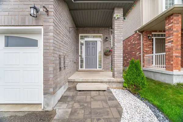 Cambridge, ON N1T 0C5,80 Sparrow AVE