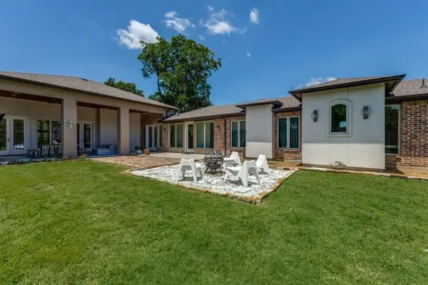 Dallas, TX 75228,1706 Peavy Road