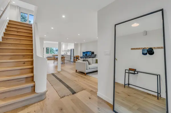 Toronto W08, ON M9C 4H2,12 Barvale CT