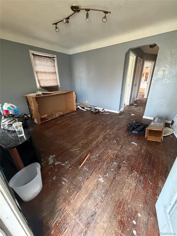 Detroit, MI 48205,15220 Tacoma ST