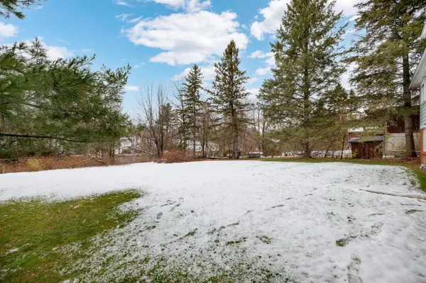 Manotick - Kars - Rideau Twp And Area, ON K4M 1G2,5218 Mclean CRES