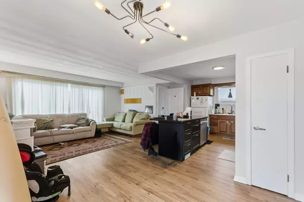 Hamilton, ON L9C 1X3,517 Mohawk RD W #Main