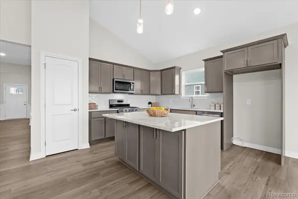 Whitmore Lake, MI 48189,518 Jubilee DR