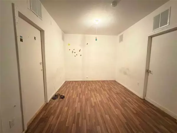 Brooklyn, NY 11220,4916 7th AVE