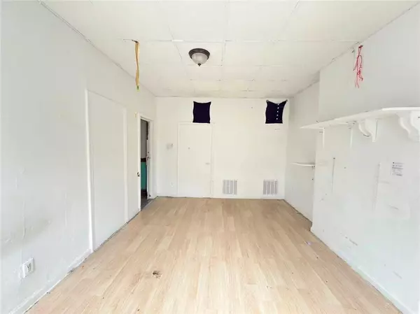 Brooklyn, NY 11220,4916 7th AVE