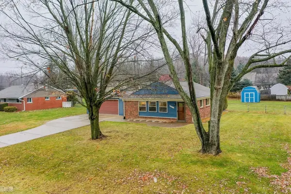 Clarkston, MI 48346,4916 Rioview DR