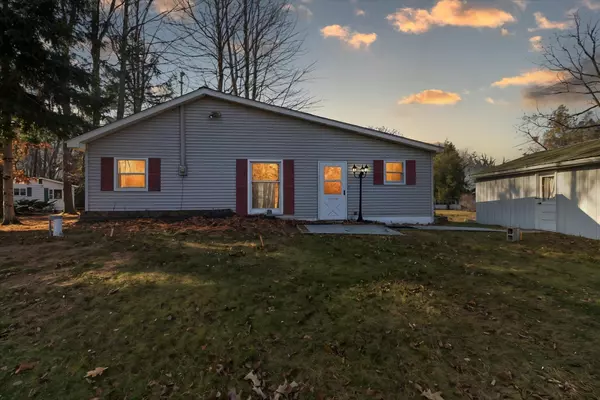 6364 Joanne ST, Lake, MI 48632