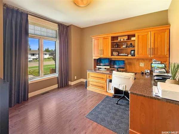 406 3rd STREET W, Wilkie, SK S0K 4W0