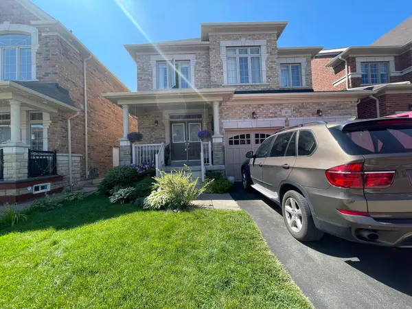 Caledon, ON L7C 3Z7,40 Maple Trail RD #Upper