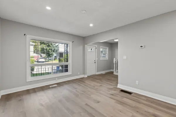 Welland, ON L3C 4L8,15 MCCORMICK ST