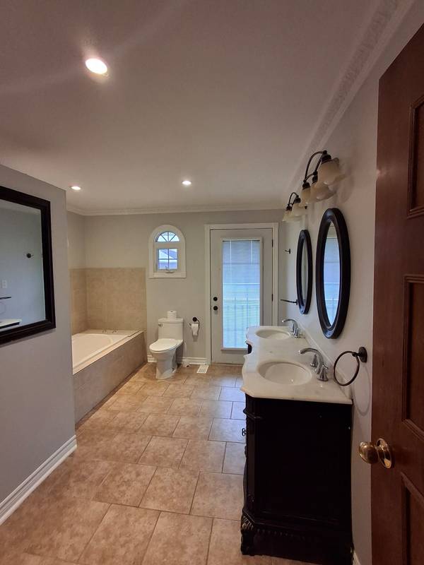 285171 County Rd 10 RD W, Amaranth, ON L9W 0Y8