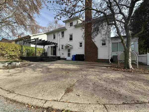 203 Ardussi AVE, Saginaw, MI 48602